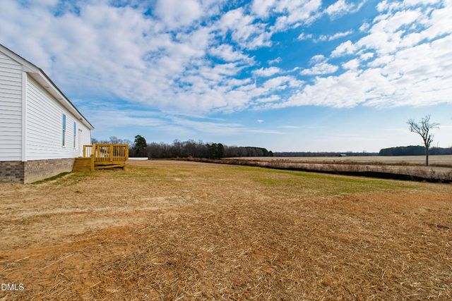 4502 Fairhaven Drive W, Wilson, NC 27893