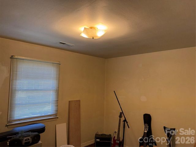 3218 Driftwood Drive, Charlotte, NC 28205