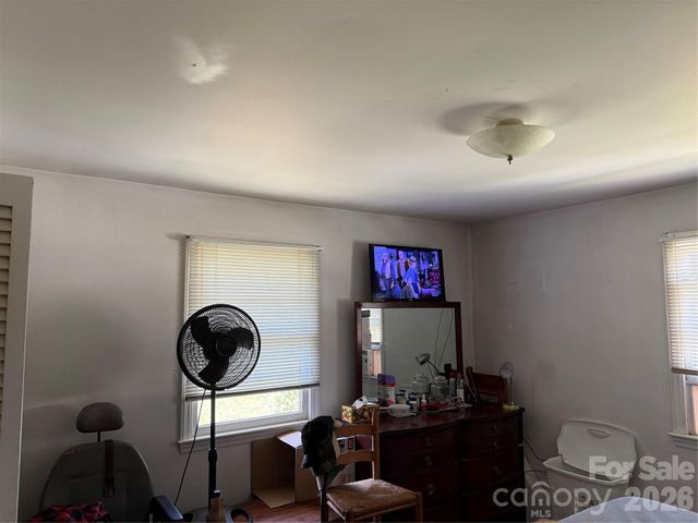 3218 Driftwood Drive, Charlotte, NC 28205