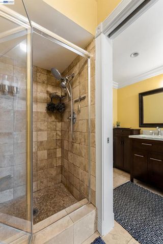 918 Saint Catherine Way, Claremont, CA 91711
