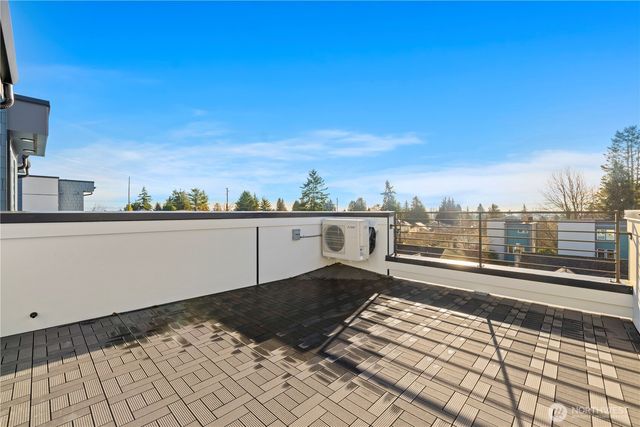 1206 B NW 83rd Street, Seattle, WA 98117