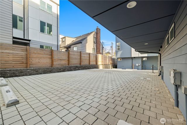 1206 B NW 83rd Street, Seattle, WA 98117