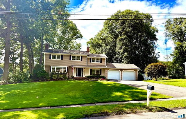 4 Autumn Lane, Plainville, CT 06062