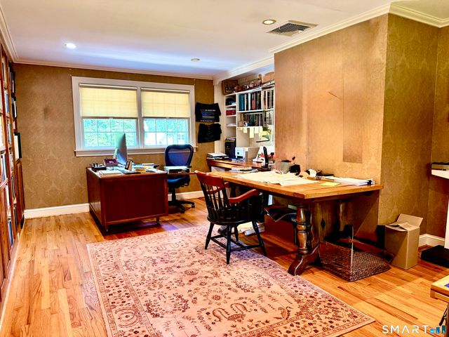 4 Autumn Lane, Plainville, CT 06062