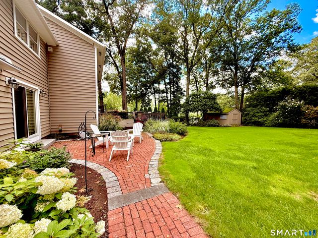 4 Autumn Lane, Plainville, CT 06062