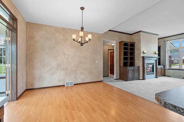 923 W WINDTREE DRIVE, Appleton, WI 54914