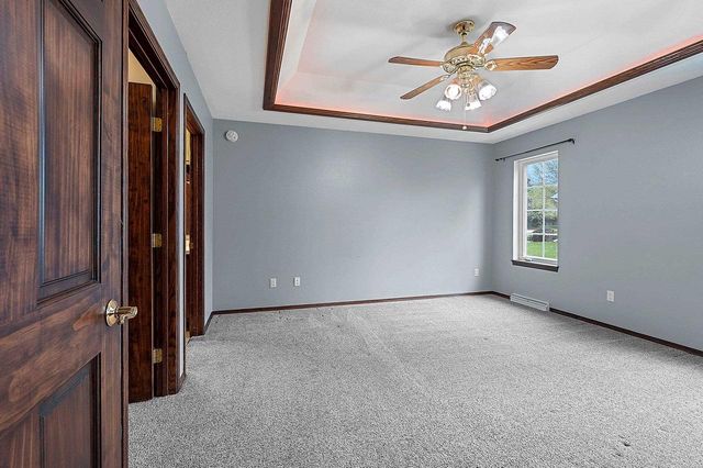923 W WINDTREE DRIVE, Appleton, WI 54914