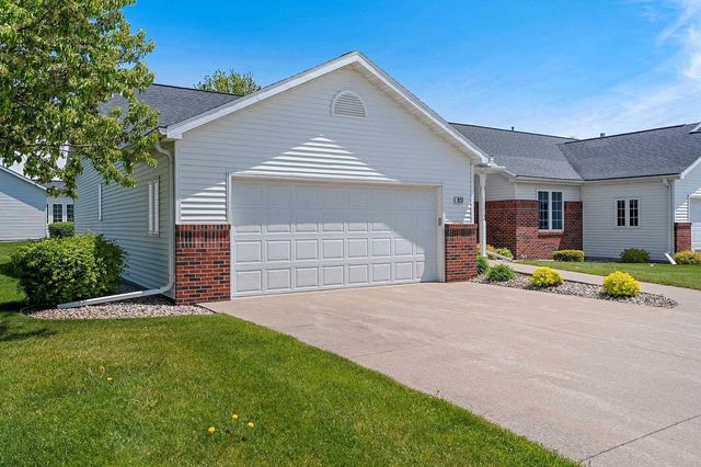 923 W WINDTREE DRIVE, Appleton, WI 54914