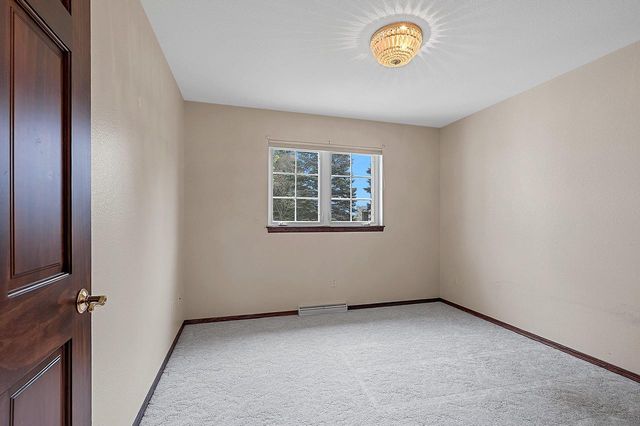 923 W WINDTREE DRIVE, Appleton, WI 54914