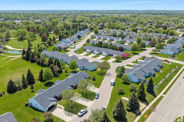 923 W WINDTREE DRIVE, Appleton, WI 54914