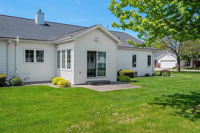 923 W WINDTREE DRIVE, Appleton, WI 54914