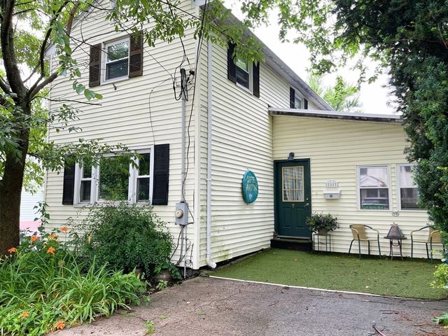 85 Gardner St, Newton, MA 02458