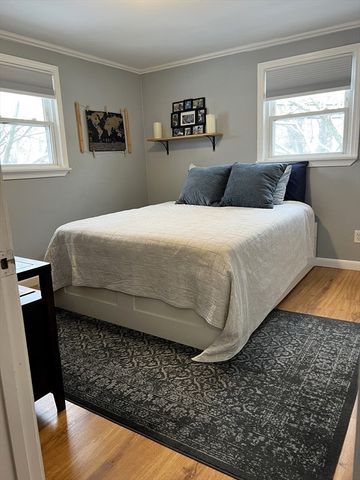 85 Gardner St, Newton, MA 02458