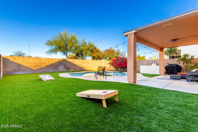 3726 W VILLA LINDA Drive, Glendale, AZ 85310