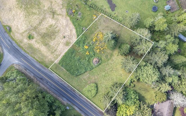 23722 Country Drive E, Graham, WA 98338