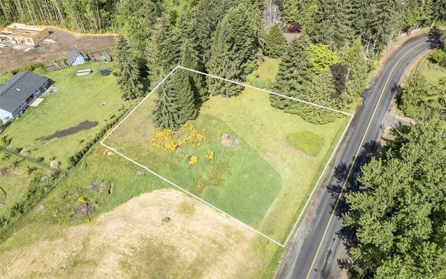 23722 Country Drive E, Graham, WA 98338