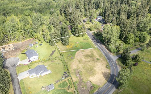 23722 Country Drive E, Graham, WA 98338