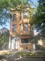 2706 S St Louis Avenue 2F, Chicago, IL 60623