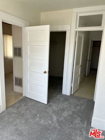 1042 2nd Street 3, Santa Monica, CA 90403