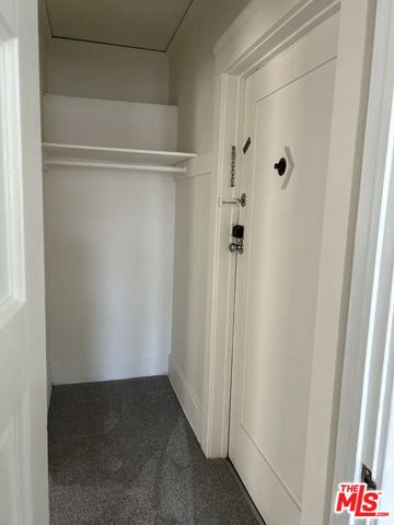 1042 2nd Street 3, Santa Monica, CA 90403