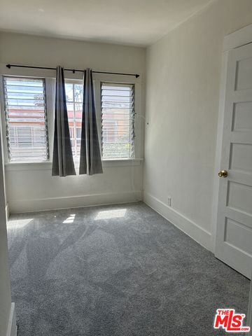 1042 2nd Street 3, Santa Monica, CA 90403