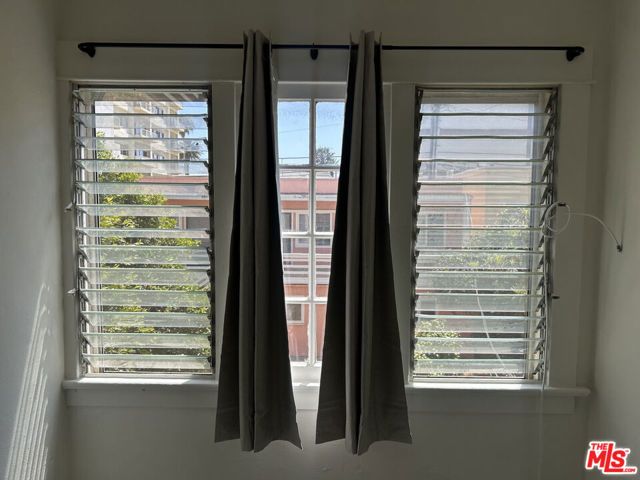 1042 2nd Street 3, Santa Monica, CA 90403