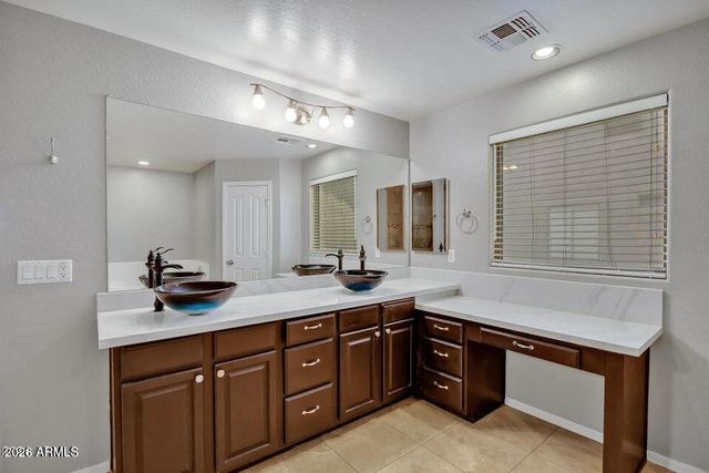 2717 E TEAKWOOD Place, Chandler, AZ 85249