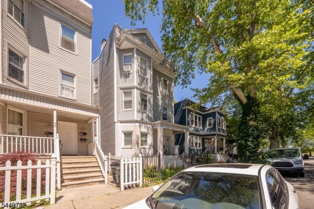 77 S 16Th St, East Orange City, NJ 07018