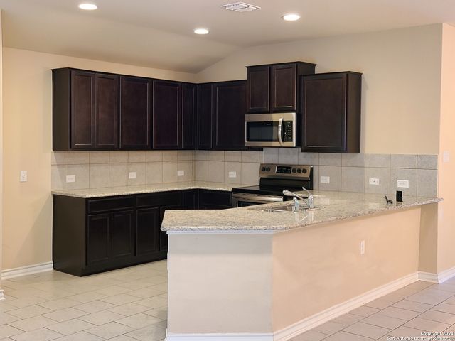 12110 SAPPHIRE RIVER, San Antonio, TX 78245