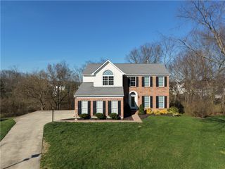 480 Apple Blossom Court, Lebanon, OH 45036