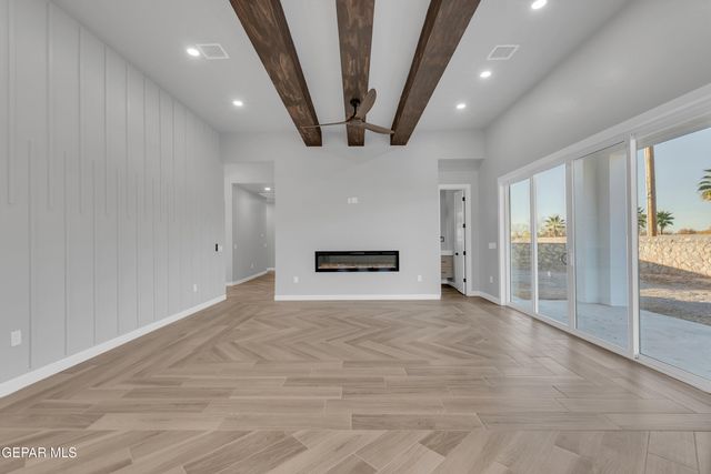 5612 RIO BONITO Circle, El Paso, TX 79932