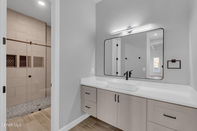 5612 RIO BONITO Circle, El Paso, TX 79932