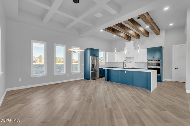 5612 RIO BONITO Circle, El Paso, TX 79932