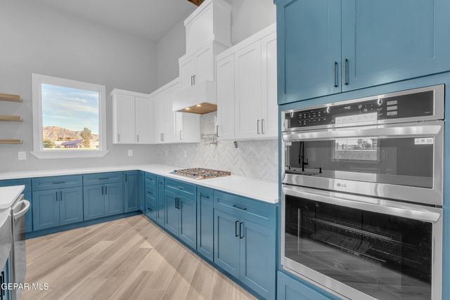 5612 RIO BONITO Circle, El Paso, TX 79932