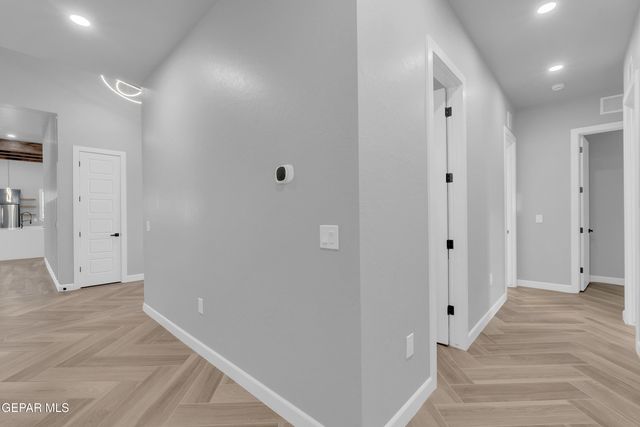 5612 RIO BONITO Circle, El Paso, TX 79932