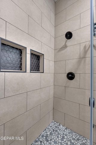 5612 RIO BONITO Circle, El Paso, TX 79932