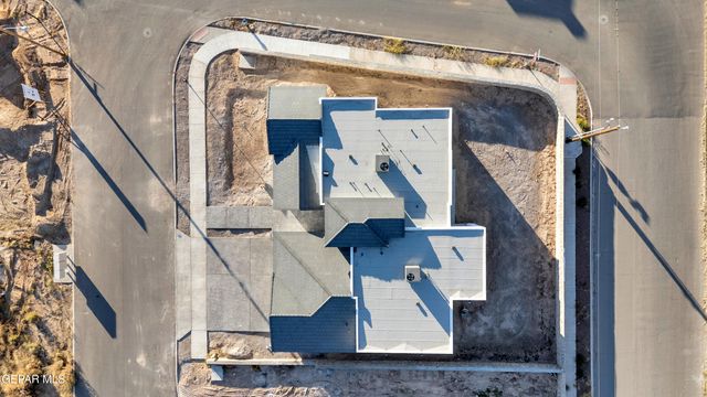 5612 RIO BONITO Circle, El Paso, TX 79932