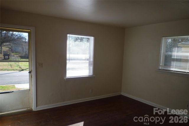 2414 Wilson Avenue, Charlotte, NC 28208
