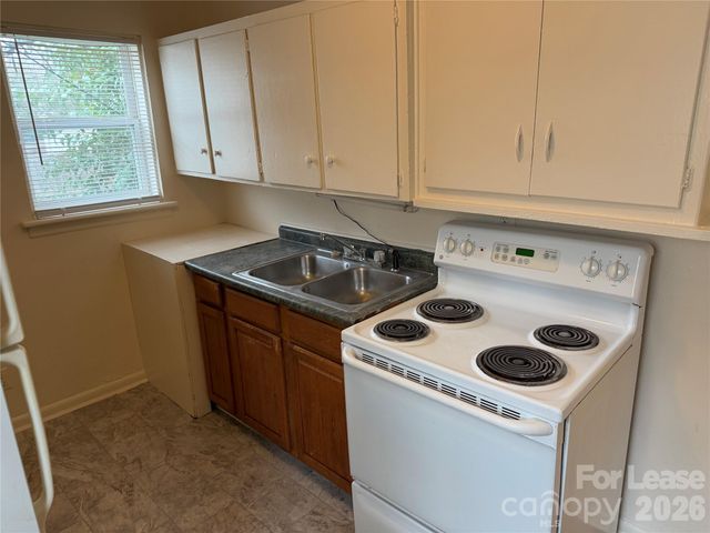 2414 Wilson Avenue, Charlotte, NC 28208