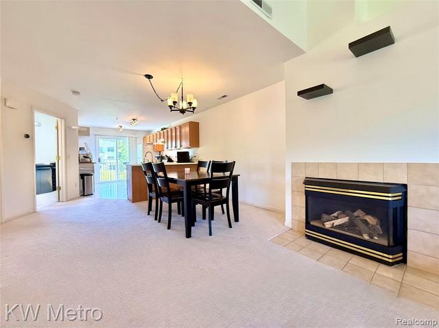 1870 Lindsay Lane, Ann Arbor, MI 48104