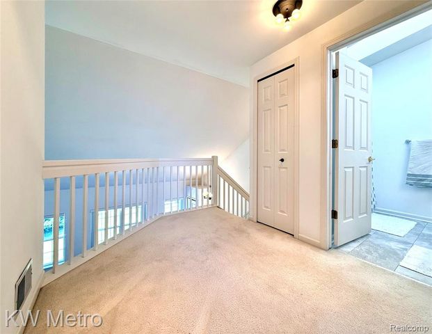 1870 Lindsay Lane, Ann Arbor, MI 48104