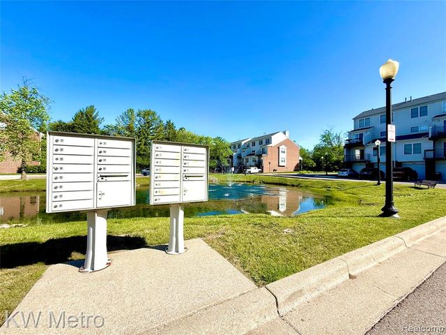 1870 Lindsay Lane, Ann Arbor, MI 48104