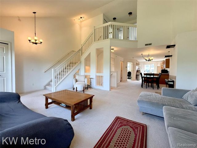 1870 Lindsay Lane, Ann Arbor, MI 48104