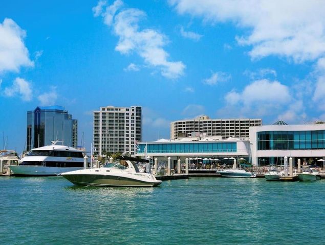 707 S GULFSTREAM AVENUE 301, Sarasota, FL 34236