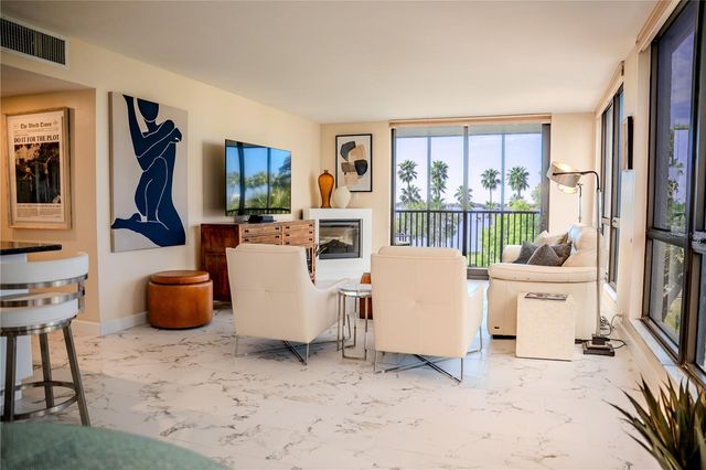 707 S GULFSTREAM AVENUE 301, Sarasota, FL 34236