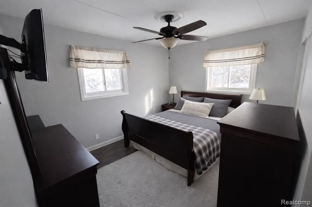 6101 Woodsdale Drive, Grand Blanc, MI 48439