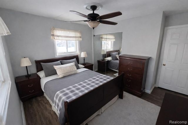 6101 Woodsdale Drive, Grand Blanc, MI 48439