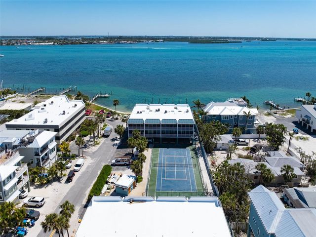 901 GULF DRIVE S 14, Bradenton Beach, FL 34217