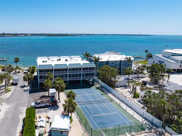 901 GULF DRIVE S 14, Bradenton Beach, FL 34217