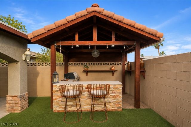 6232 McAllister Avenue, Las Vegas, NV 89107